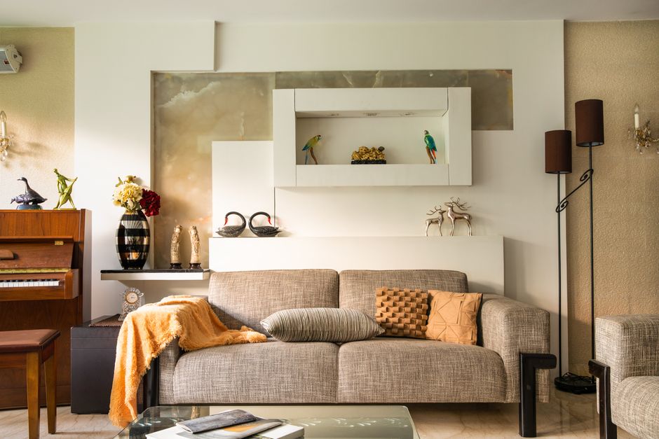 Gezellig ingerichte woonkamer met herfstdecoraties. Gezellig ingerichte woonkamer met herfstdecoraties.