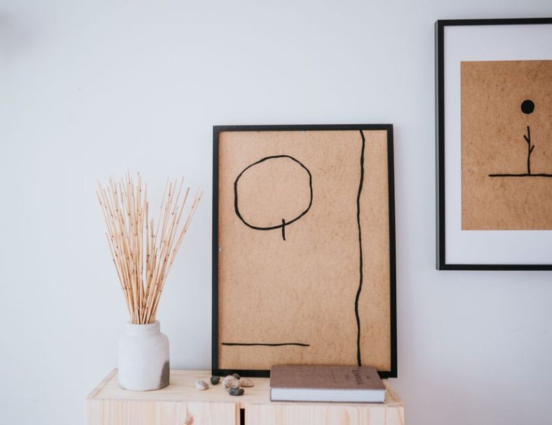 Japandi chic: minimalisme en rust in je woonkamer