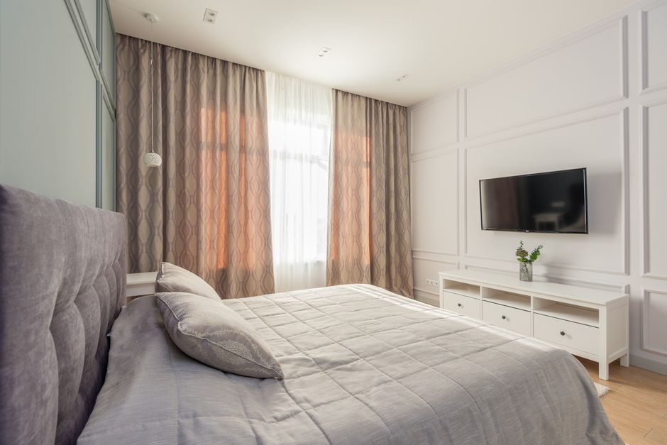 Installatie smart curtains via smartphone-app.